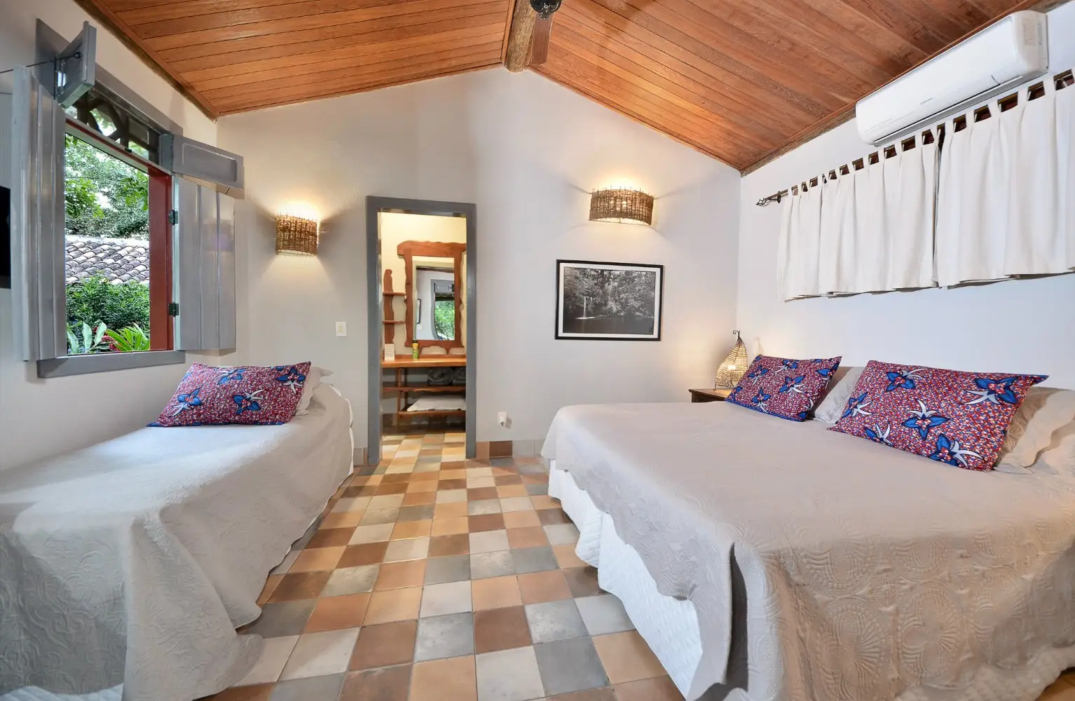 Vila Serrano — apartamento / room 01