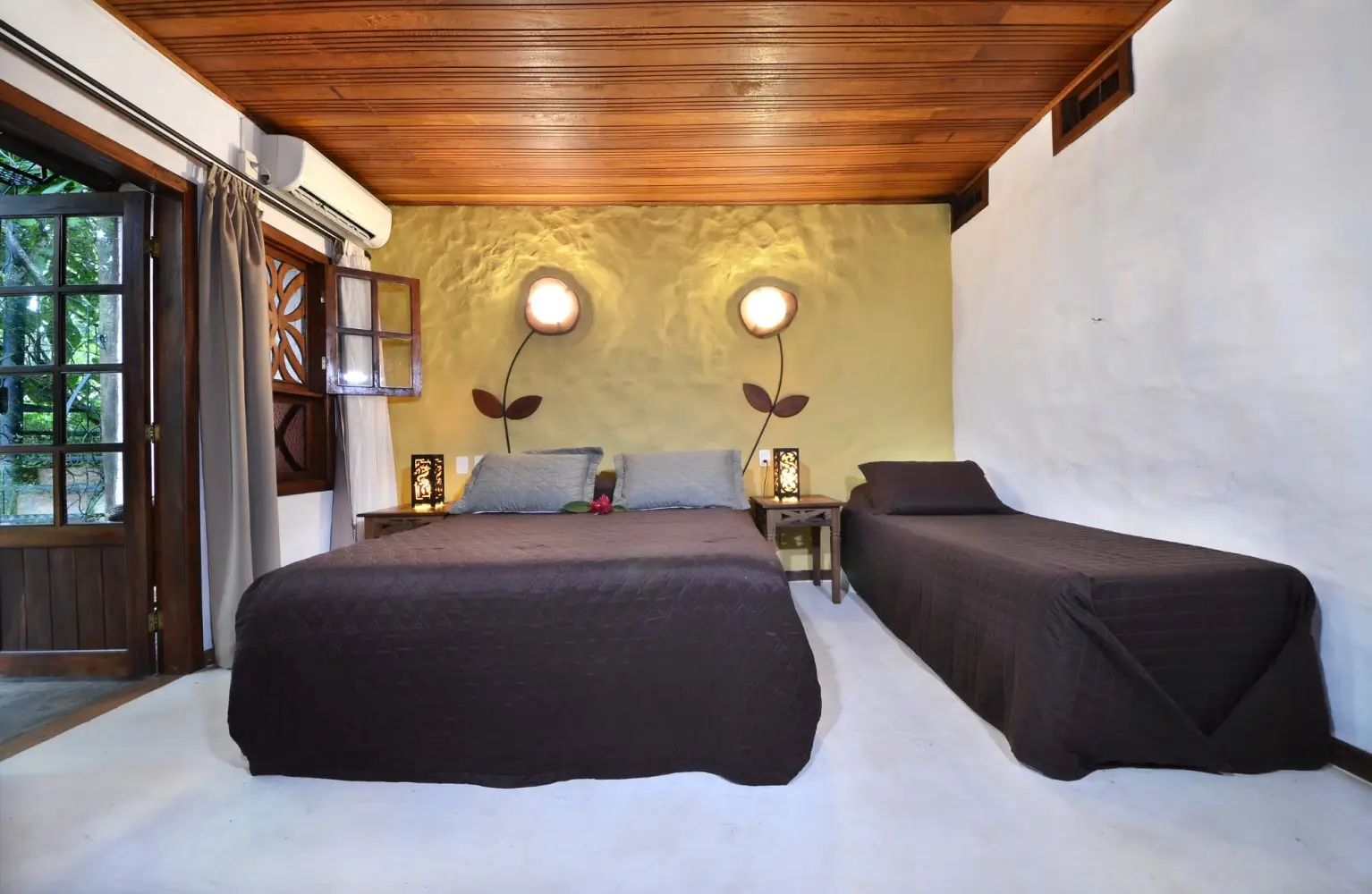 Vila Serrano — apartamento / room 13
