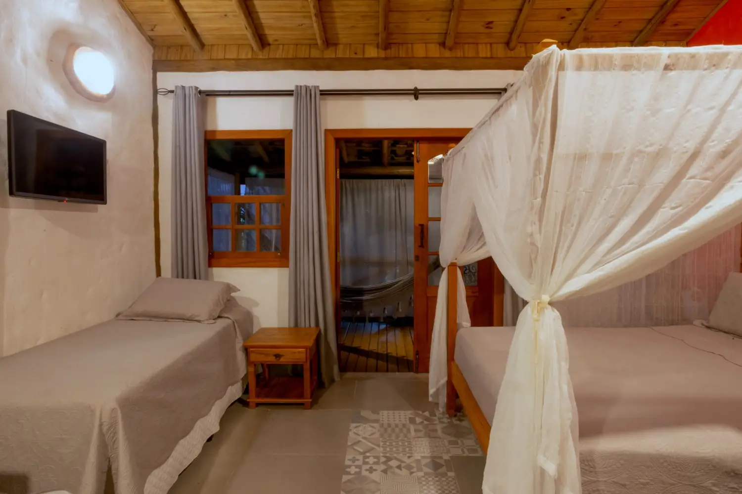 Vila Serrano — apartamento / room 18