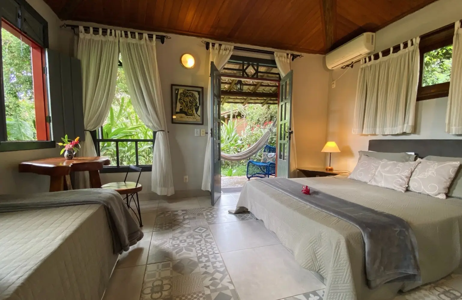 Vila Serrano — apartamento / room 02