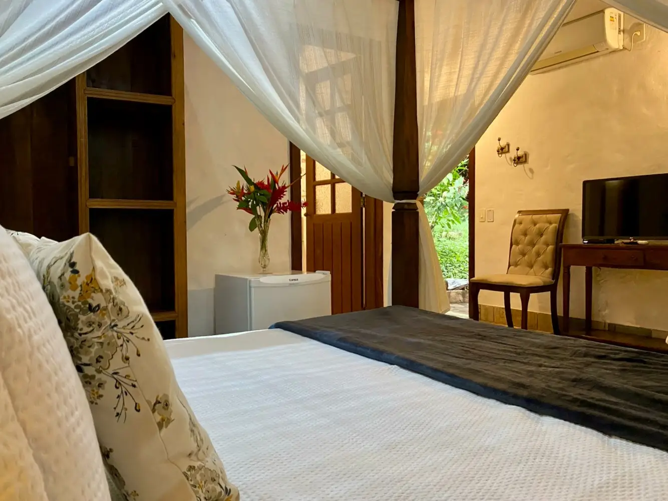 Vila Serrano — apartamento / room 14
