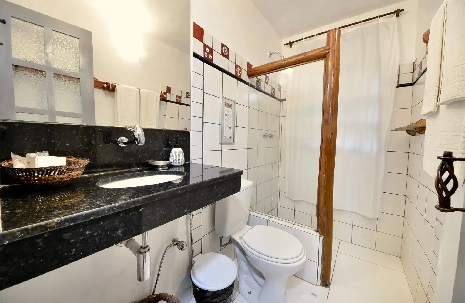 Vila Serrano — apartamento / room 01