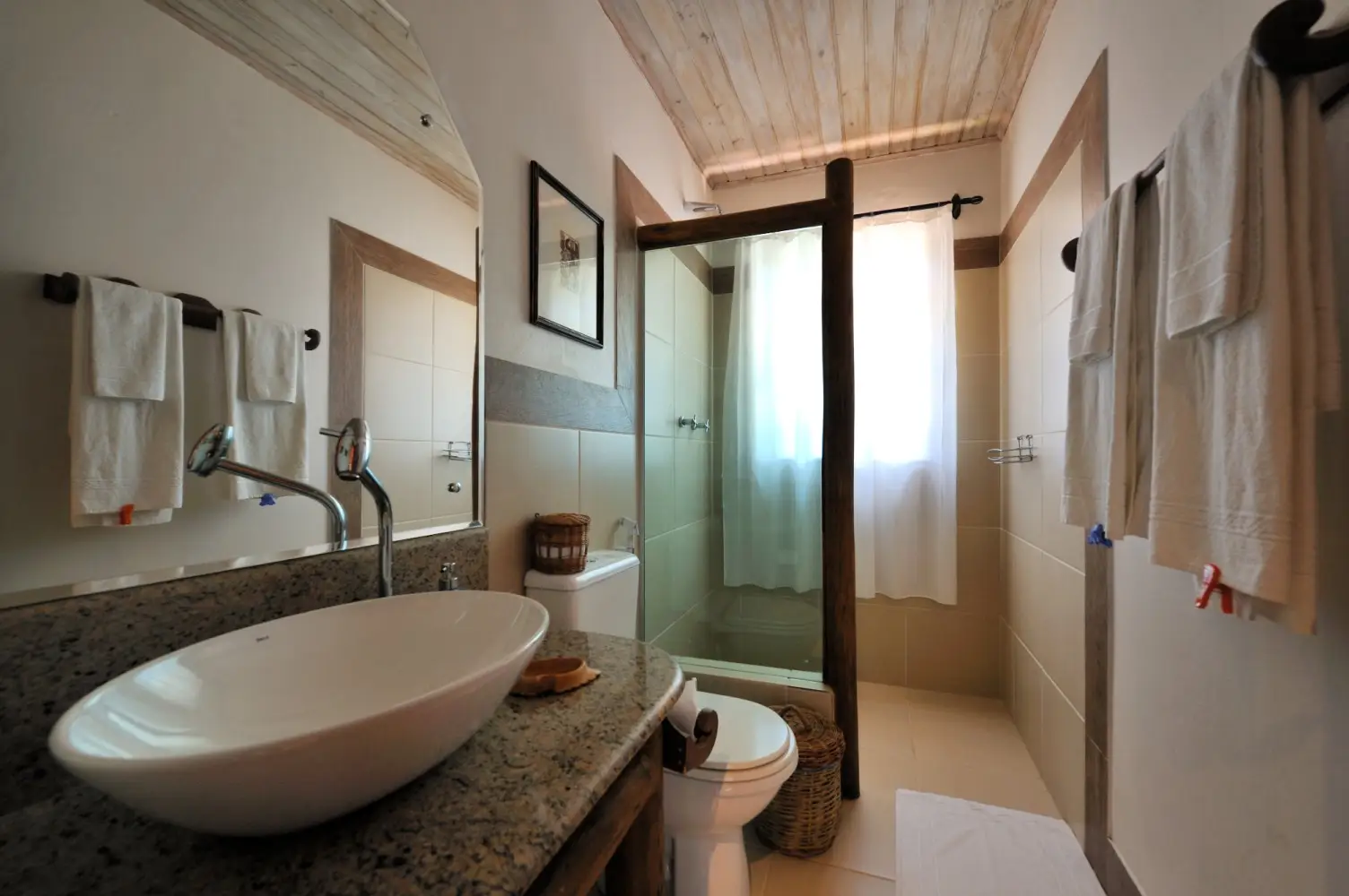 Vila Serrano — apartamento / room 13