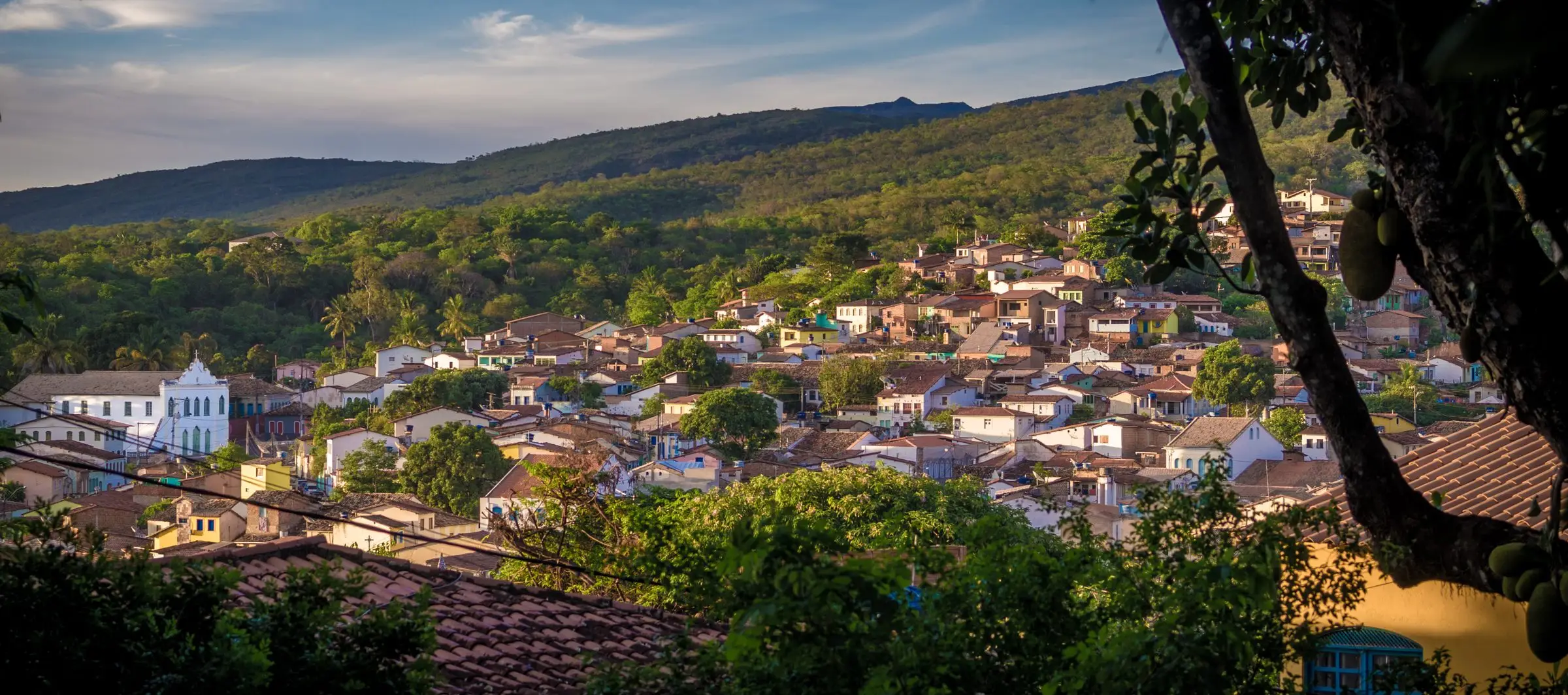 Casario de Lençóis entre as serras da Chapada Diamantina