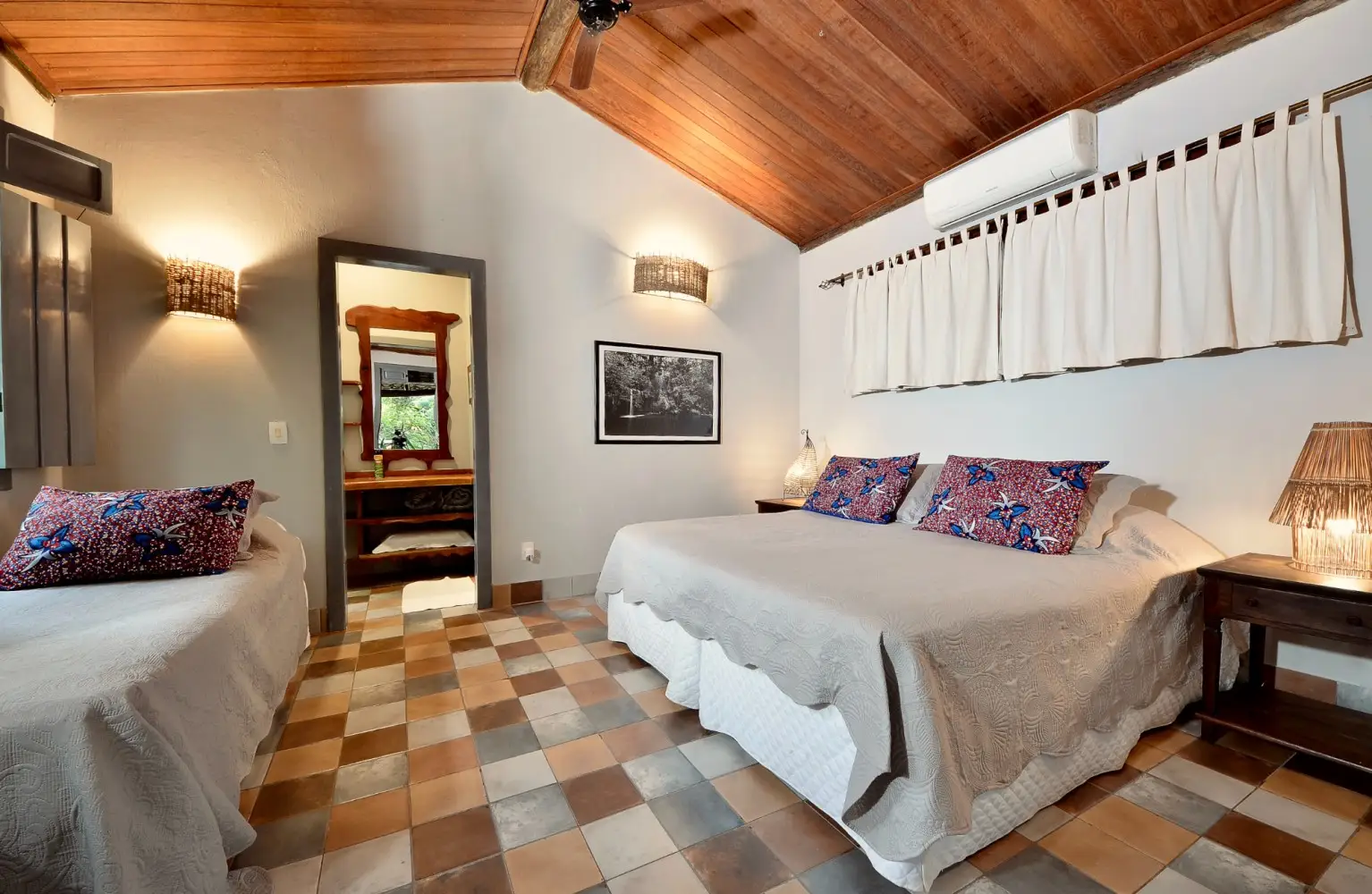 Vila Serrano — apartamento / room 01