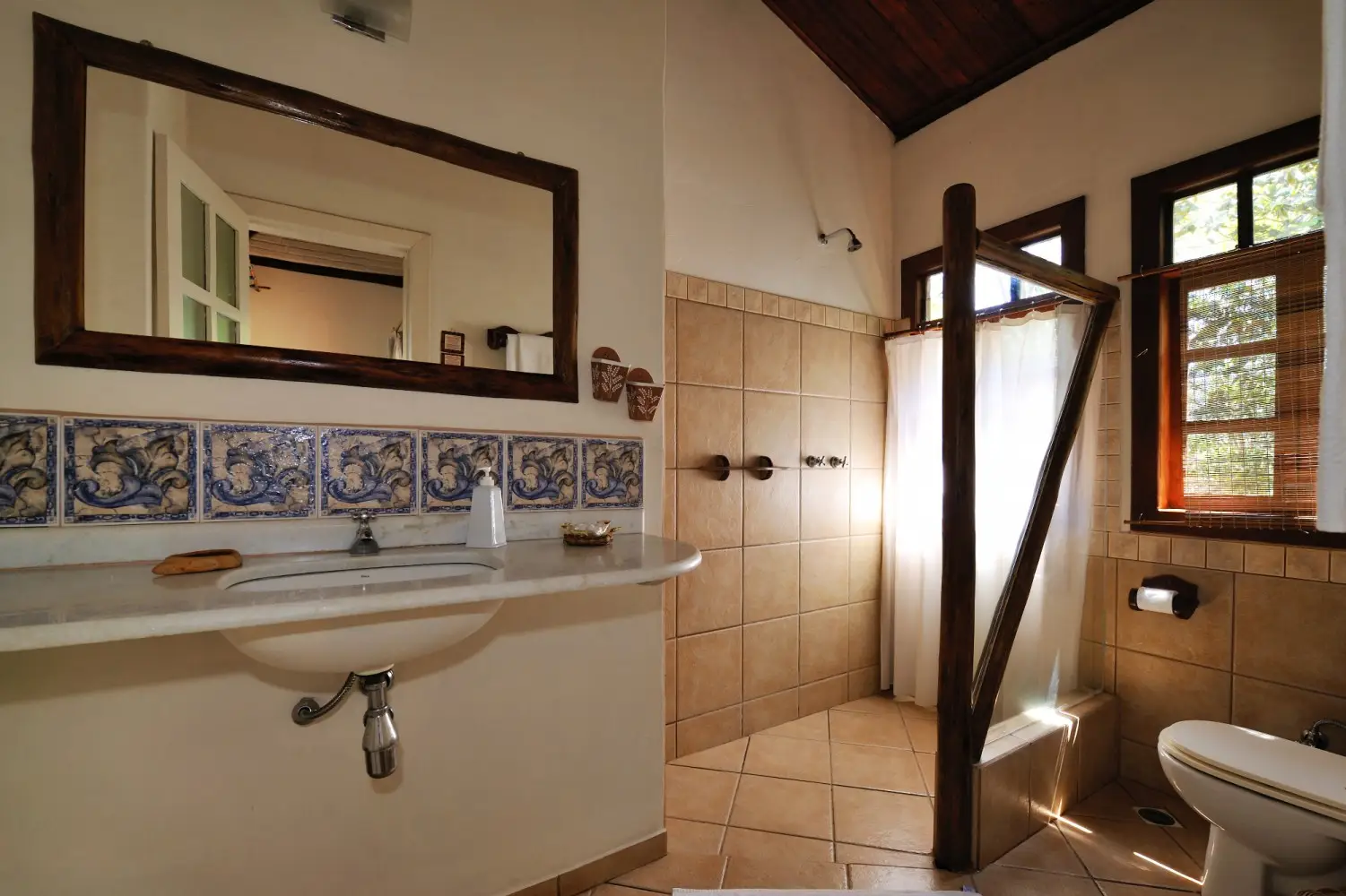 Vila Serrano — apartamento / room 03